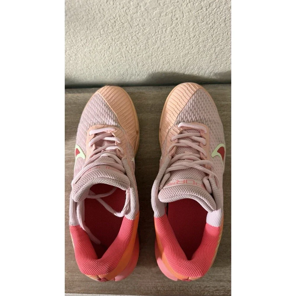 Nike Air Zoom Vapor Pro 2 HC Women’s 9.5 Pink Red Tennis Shoes DR6192-601